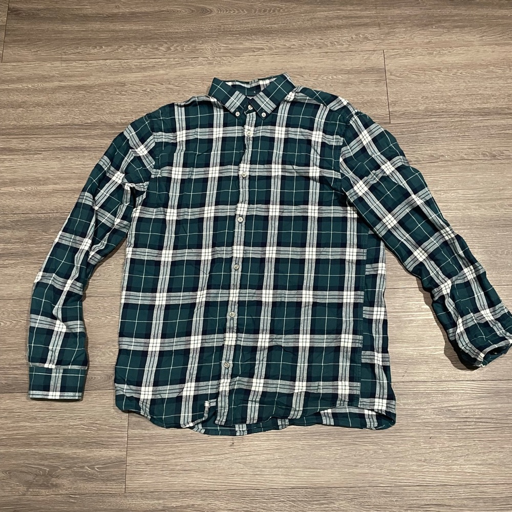 H&M Green Plaid Shirt (Medium)